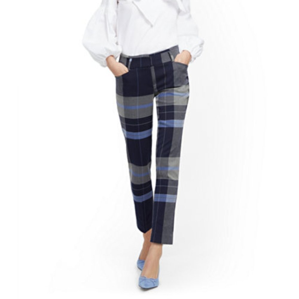 NWT - Plaid Ankle Pant